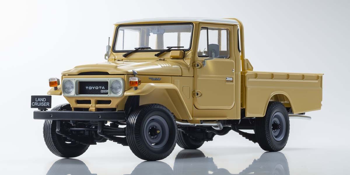 Kyosho Toyota Land Cruiser FJ40 Truck 1:18 Beige – Gulf Models