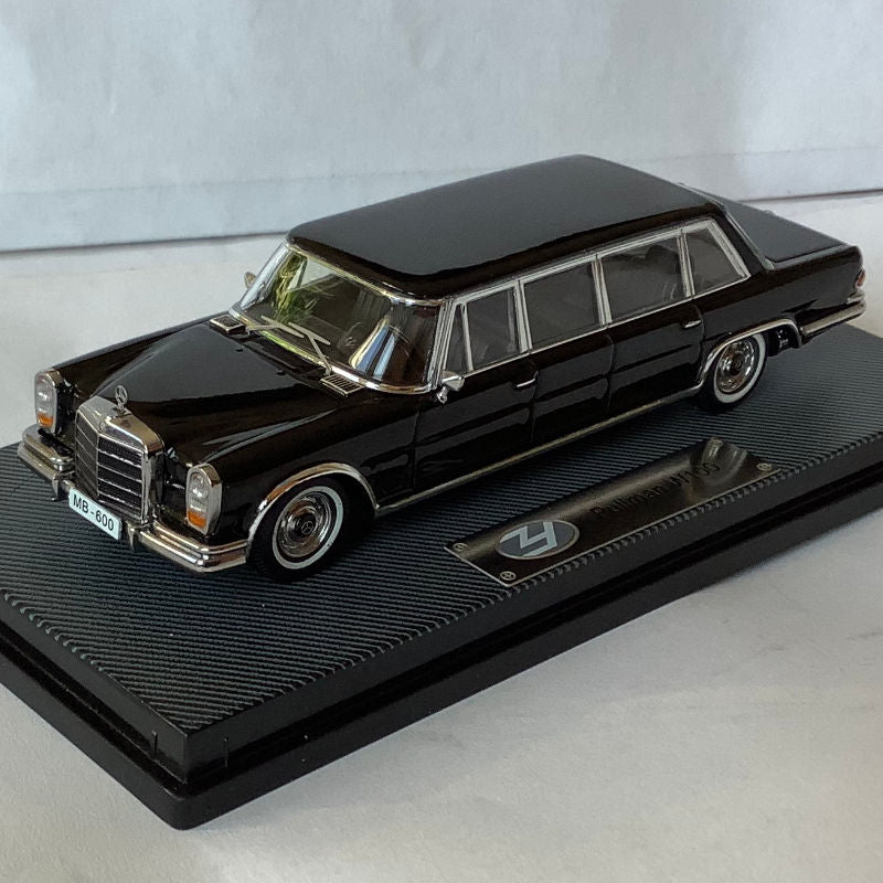 Triple 9 Mercedes Pullman 600 W100 LWB Limousine 1:64 Black – Gulf