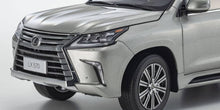 Load image into Gallery viewer, Kyosho Lexus LX570 Sonic Titanium (Silver) 1:18