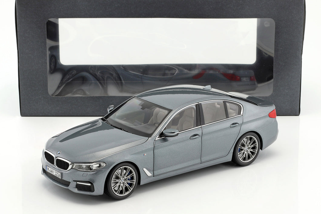 Kyosho BMW 5 Series (G30) Limousine Year 2017 Bluestone Metallic 1:18