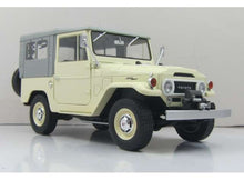 Load image into Gallery viewer, Triple 9 Collection Toyota Land Cruiser FJ40 1967 1002pcs 1/18