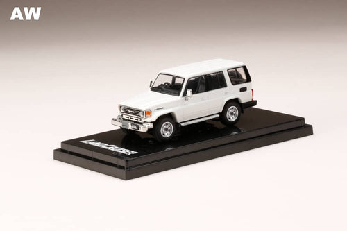 Hobby Japan Toyota Land Cruiser LC70 1:64 White