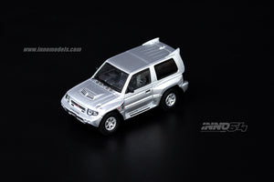Inno64 MITSUBISHI PAJERO EVOLUTION Silver 1:64