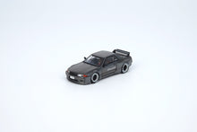 Load image into Gallery viewer, Inno64 NISSAN GT-R R32 PANDEM HONG KONG SPECIAL EDITION CARBON CHROME 1:64