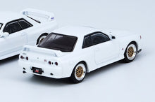 Load image into Gallery viewer, Inno64 NISSAN Skyline GT-R R32 1:64 White