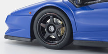 Load image into Gallery viewer, Kyosho Lamborghini Diablo SVR 1:18 Blue