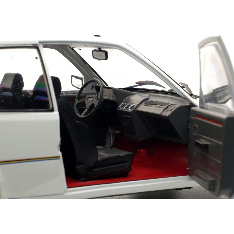 Solido 421184400 1:18 1987 Peugeot 205 Rallye MK1-White, White