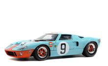 Load image into Gallery viewer, SOLIDO Ford GT40 Winner Le Mans 1968 #9 1:18 Gulf Light Blue